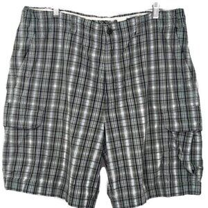 Nautica Clipper Green Plaid Cargo Utlity Shorts Relaxed Fit Size 40W